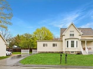 49 Linebrook Rd, Ipswich, MA 01938