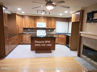 7225 Trinity St, Fontana, CA 92336