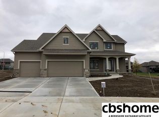 12353 Pheasant Run Ln, Papillion, NE 68046