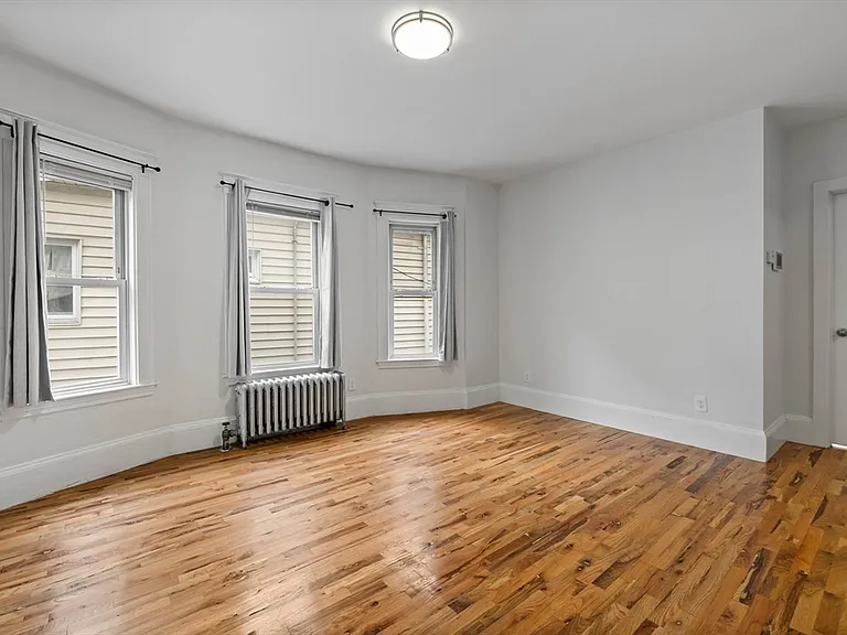 39 Bradley St #2 — Photo 5