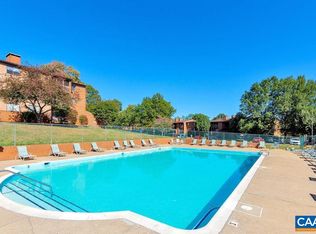 112 Turtle Creek Rd APT 10, Charlottesville, VA 22901