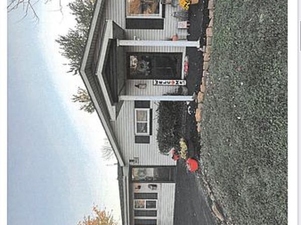 3011 Elmwood Dr