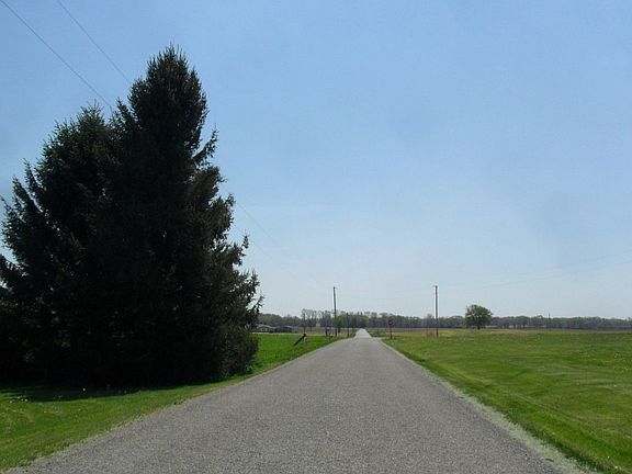 5th image of 1788 N County Road 200 W