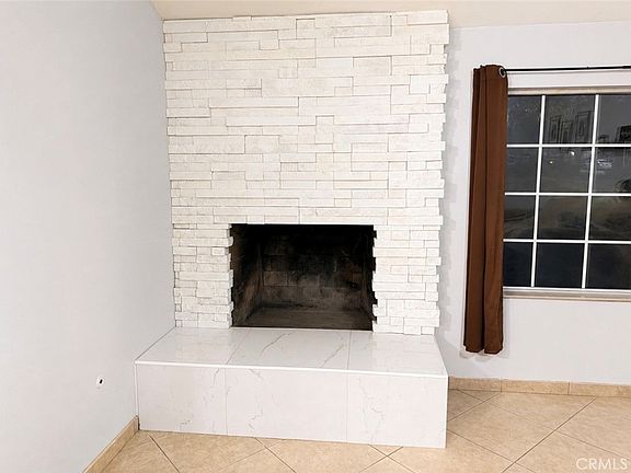 5th image of 342 Gilmore Dr