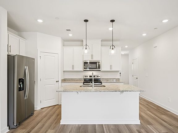 Skip takeout and prep dinner in the well-appointed kitchen.