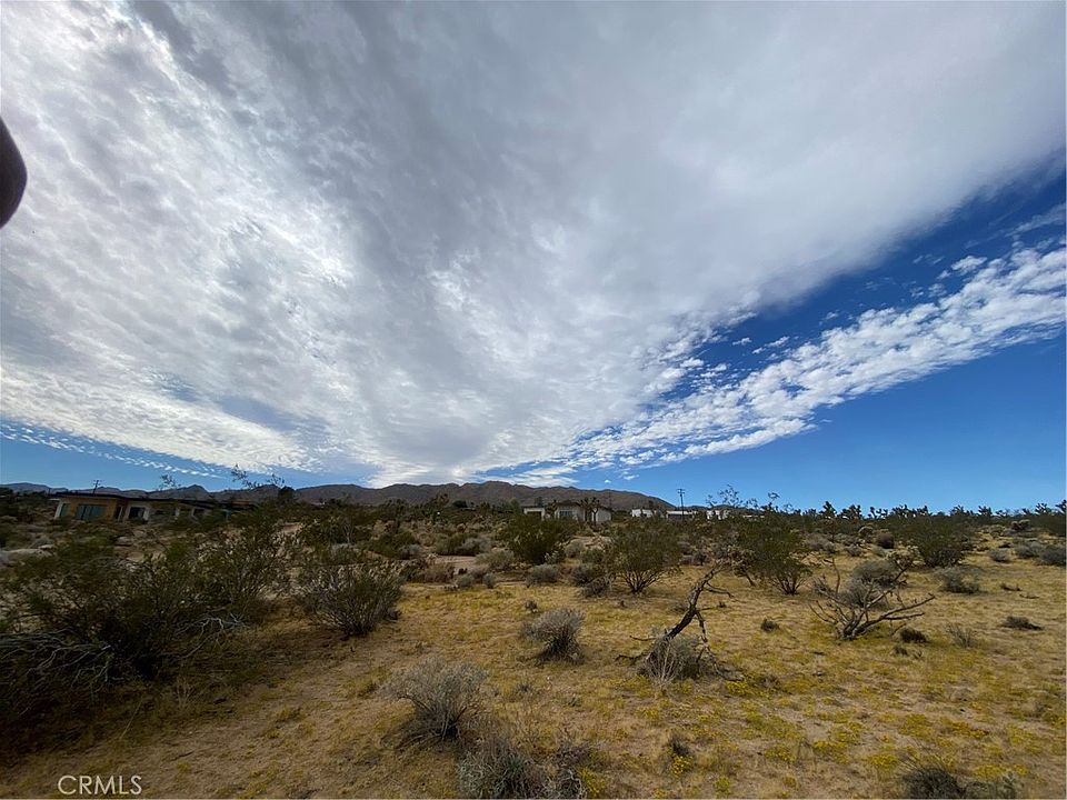 1st image of 0 Saddleback Rd #20