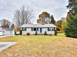 35 Taunton St, Wrentham, MA 02093