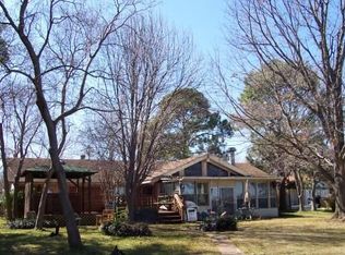311 Santa Rosa Ranch Rd #R, Trinidad, TX 75163