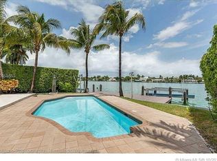 590 N Shore Dr, Miami Beach, FL 33141