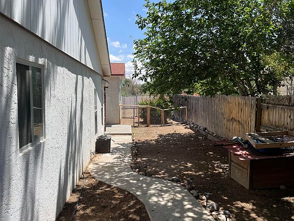 4th image of 1014 Cassity St