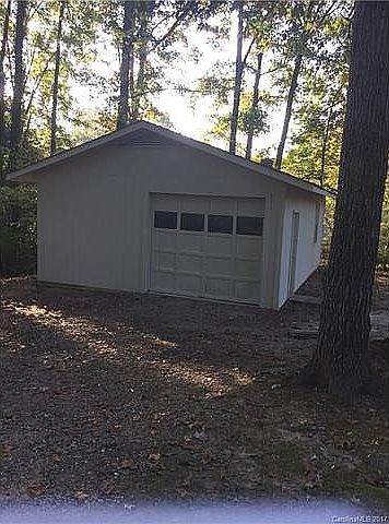 1 car detached garage/worksh
