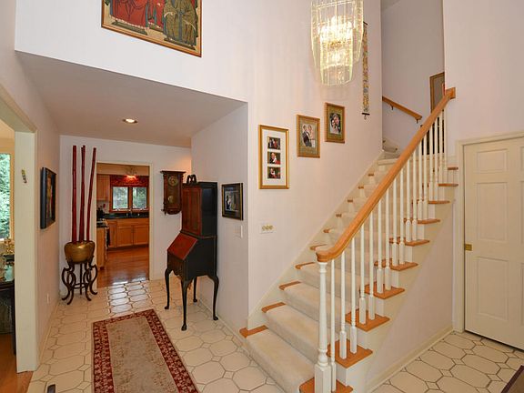 5th image of 2627 W Lake Park Ct