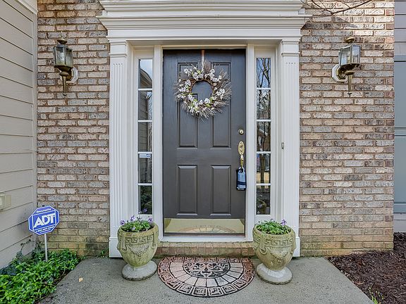 3rd image of 255 Adger Ct