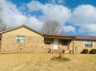 90 Skyhaven Dr, Jackson, TN 38305