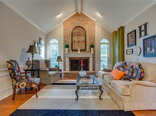 402 Longfellow Dr, Highland Village, TX 75077