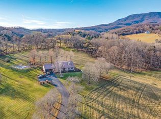 62 Wee Darnock Way, Lexington, VA 24450