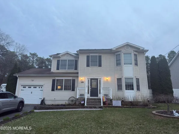 1908 1st Avenue, Toms River, NJ 08757