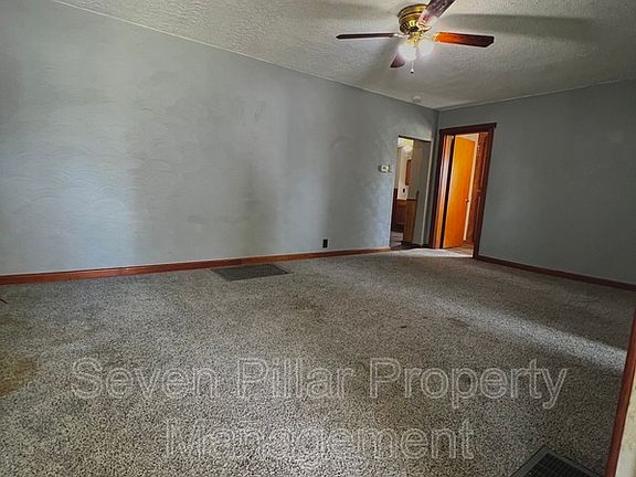 2nd image of 504 Martin St