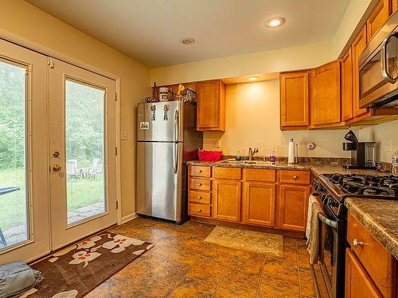 4th image of 5964 Sunrise Ave #5966