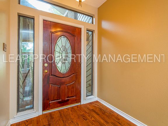 4th image of 214 Pebble Beach Dr
