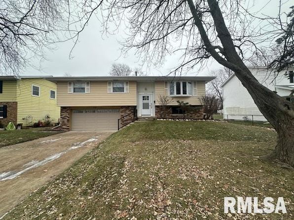 7414 N Parliament Pl