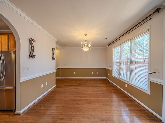 5th image of 1386 Verdant Spring Ln