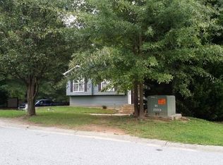 2182 Oakland Ridge Dr, Lawrenceville, GA 30044