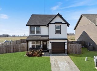 2402 S D St, Rogers, AR 72758