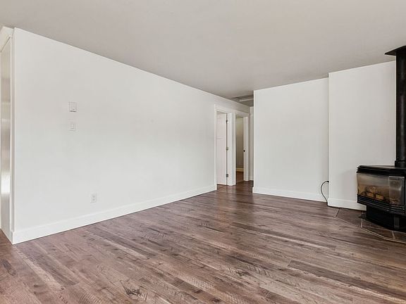 5th image of 22808 57th Ave W
