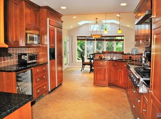 121 Spring St, Harrington Park, NJ 07640