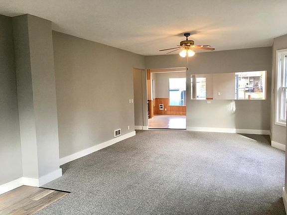 4th image of 2214 W College Ave