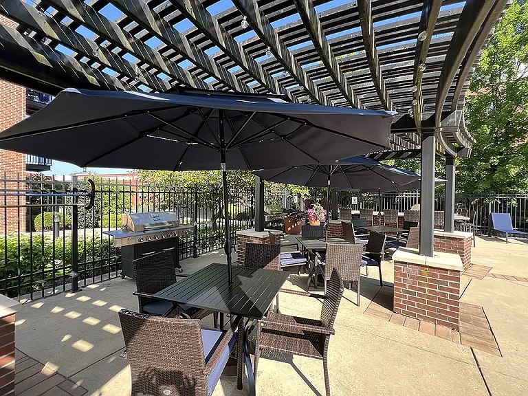 100 Park at Wyomissing Square — Photo 24