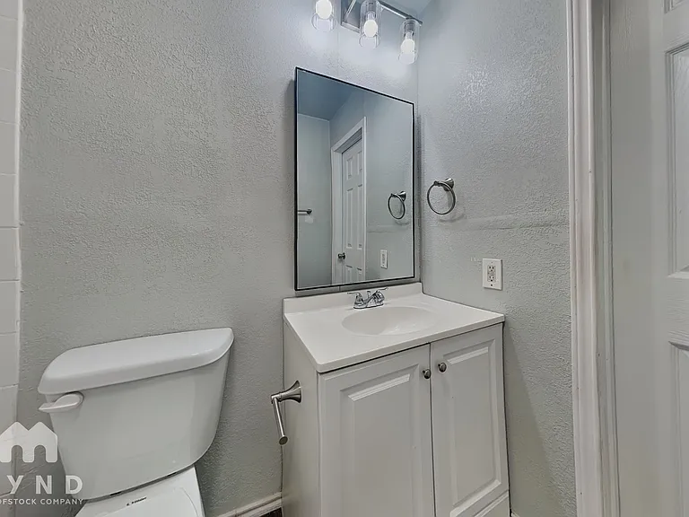 703 Marlow Pl — Photo 18
