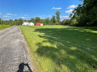 11302 Clayshire Rd, Brookville, OH 45309