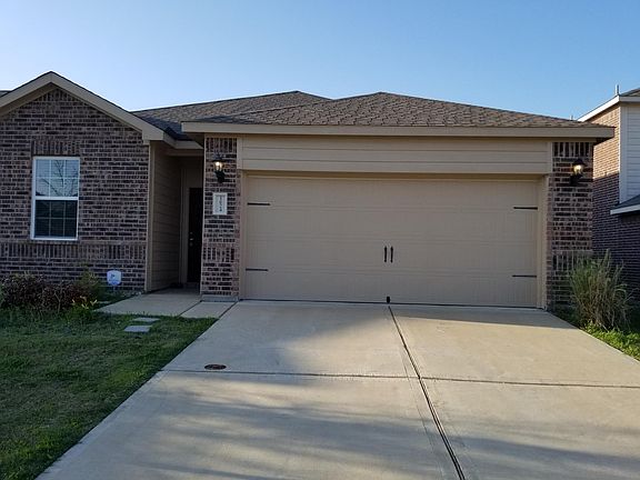 4th image of 1624 White Mountain Way