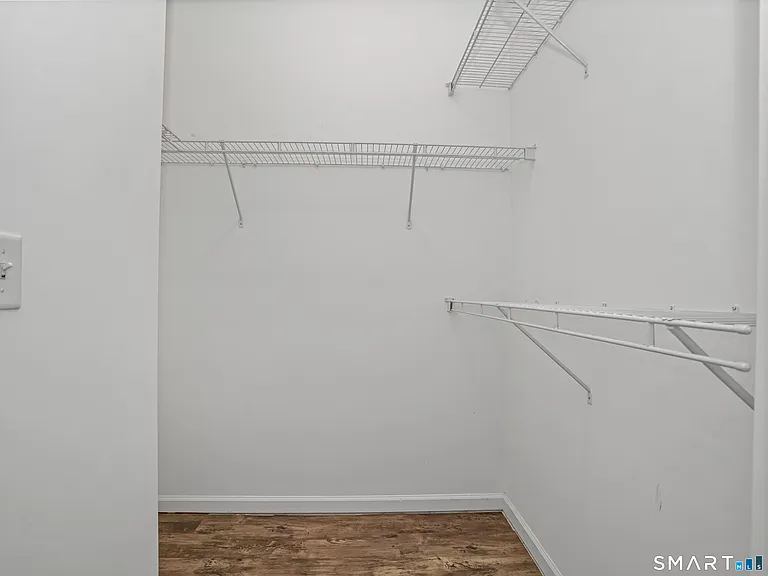 35 W Broad St #404 — Photo 18