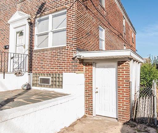 4th image of 4388 Richmond St