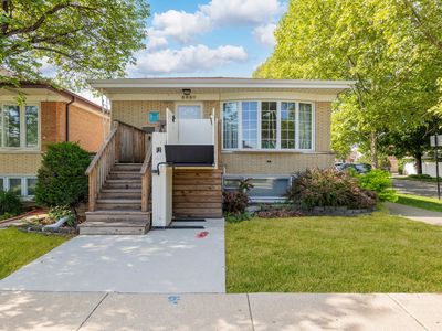 5859 W 64th St, Chicago, IL, 60638