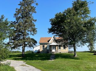 648 E Telegraph Rd, Blue Grass, IA 52726