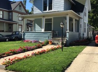 387 W Park Ave, Aurora, IL 60506