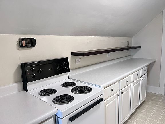 2nd image of 3406 Erie Ave #3