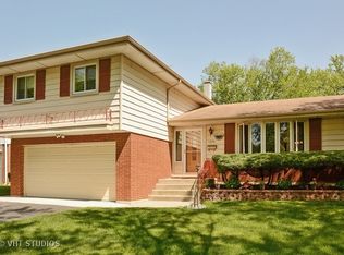 1332 Jill Ter, Homewood, IL 60430