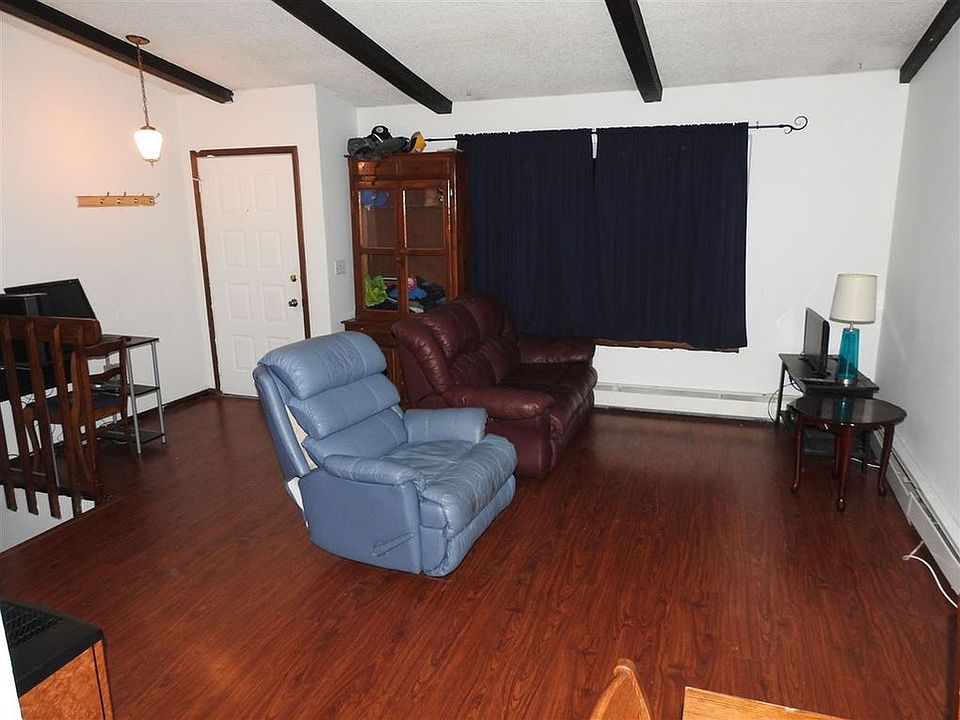 1st image of 453 Rob Ren Dr
