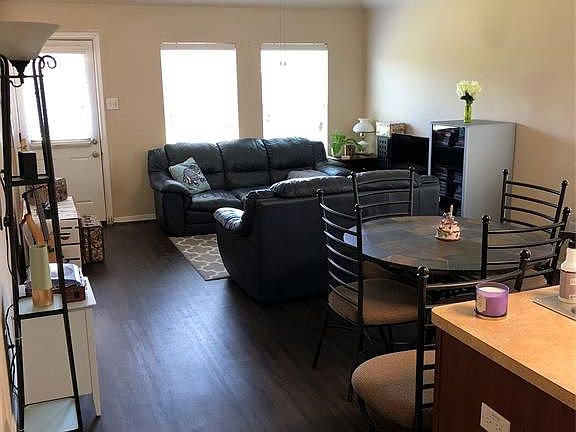 2nd image of 314 Annatto Ln