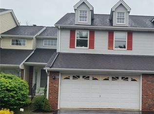 15 Hillcrest Hts #15, Buffalo, NY 14224