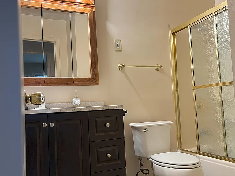 30 Hinsdale Ln — Photo 14