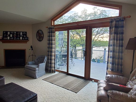 4th image of 13102 Linden Ln