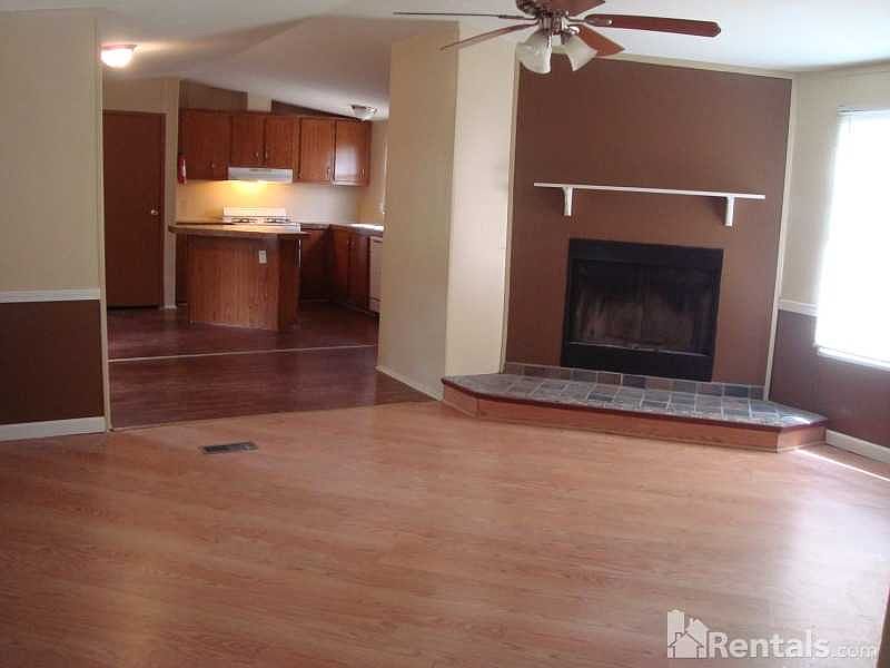 2nd image of 120 West Ln