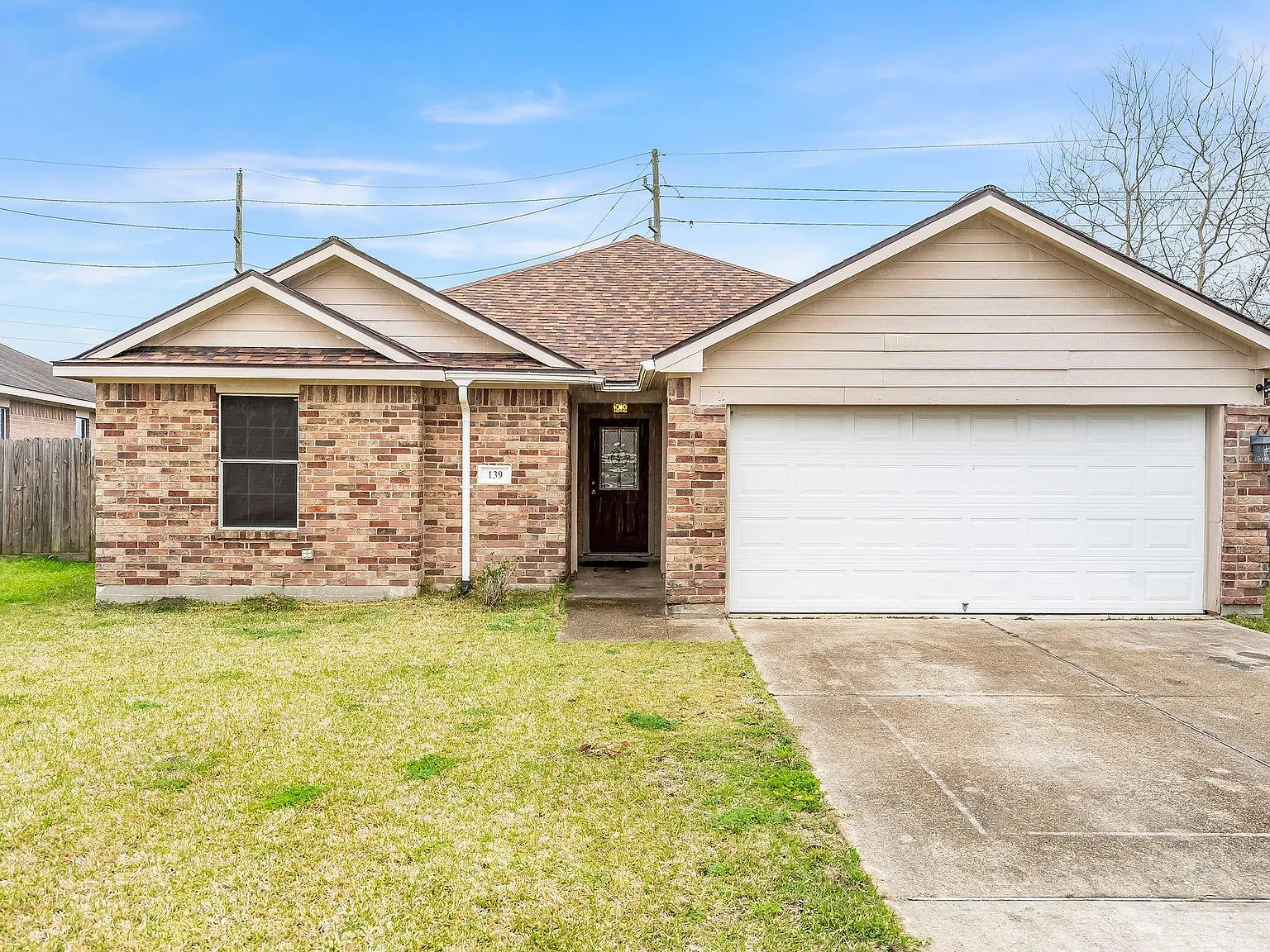 4 bed, 2.0 bath, 1785 sqft, $2,200 — Photo 1