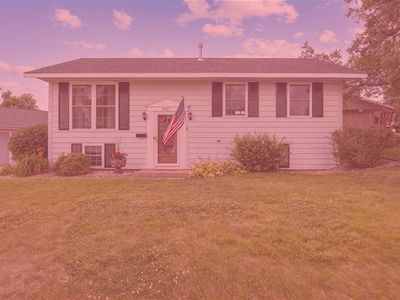 1427 Pawnee Dr NW, Cedar Rapids, IA, 52405